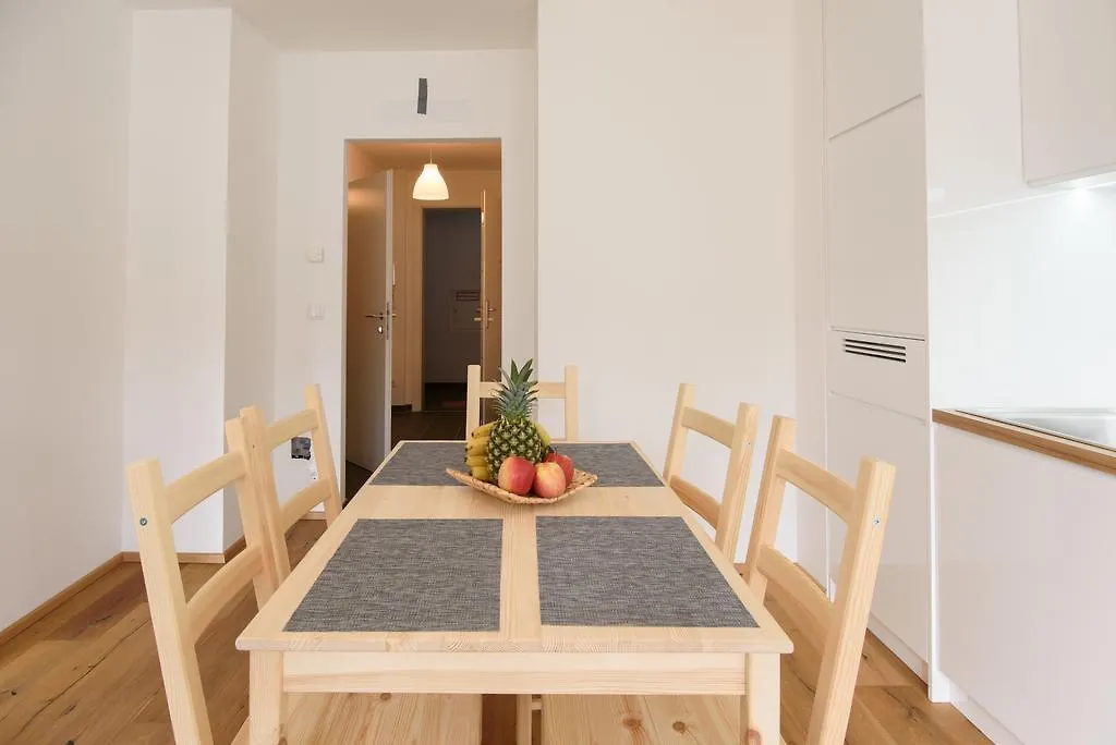 Vienna Living Apartments - Neubauguertel Austria