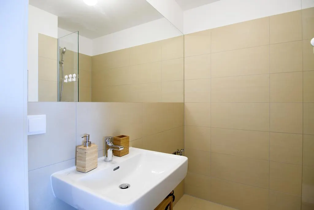 Vienna Living Apartments - Neubauguertel