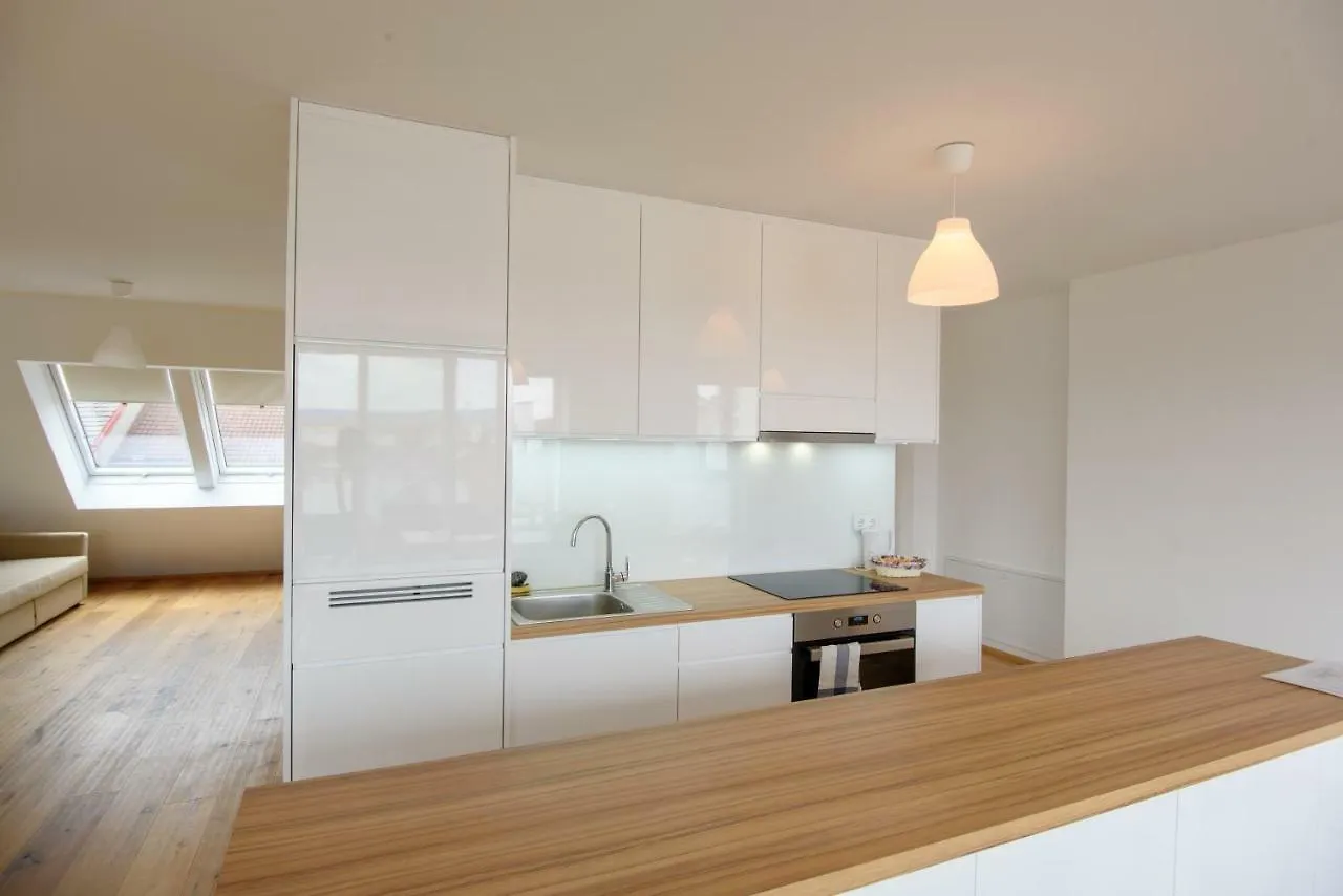 Vienna Living Apartments - Neubauguertel Austria