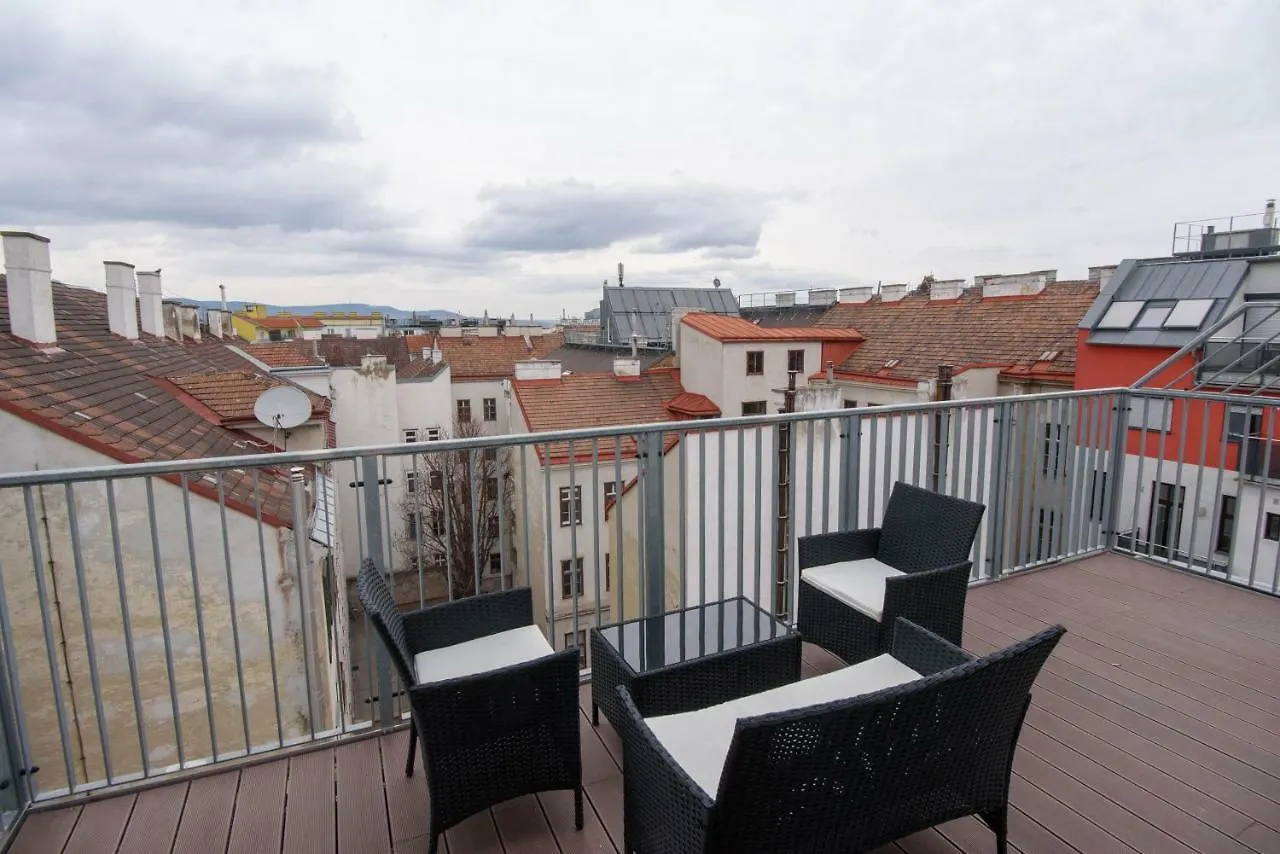 Vienna Living Apartments - Neubauguertel 0*,