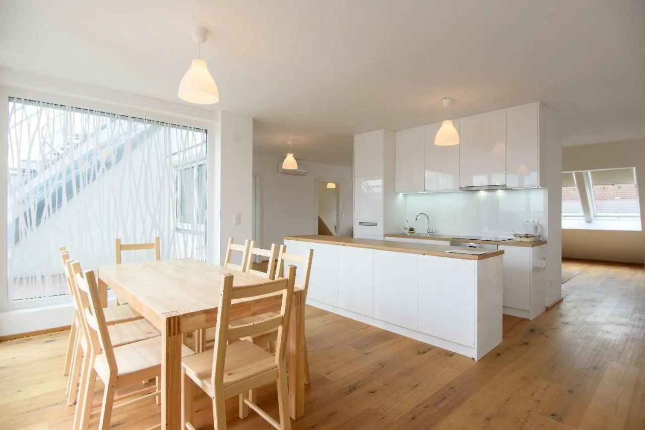 Vienna Living Apartments - Neubauguertel